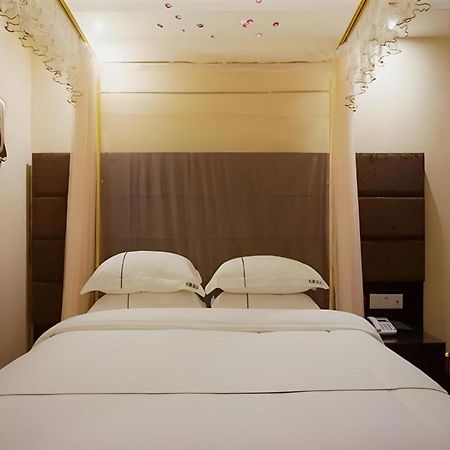 Jingtu Hotel Zhanjiang Dingsheng Plaza Store Exterior foto